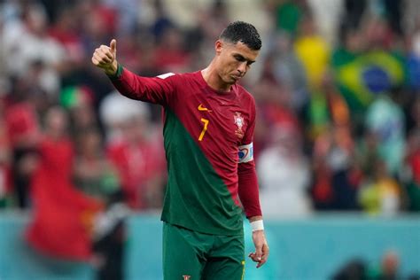 Cristiano Ronaldo Amenazó Con Abandonar Portugal Tras Ser Suplente Vs