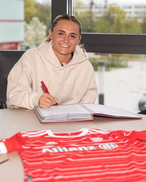 Womens Transfer News On Twitter Bayern Munich Have Signed Rangers