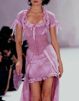 Pinterest Makemwhyo Couture Fashion Fashion 90s Runway Fashion