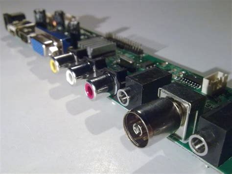 Набор для сборки мультимедийного LCD телевизора с DVB-T2 на основе LUA63A82