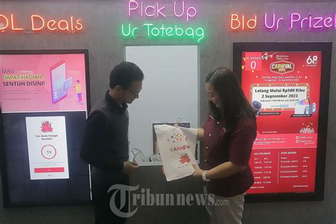 Cimb Niaga Gelar Roadshow Digital Lounge Carnival Foto