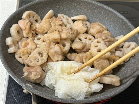 【レシピ】塩こんぶが決め手♬鶏肉とれんこんのうま塩炒め♬ しにゃごはん Blog