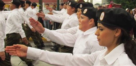 El Ijcf Participa En El Desfile C Vico Militar Del De Septiembre