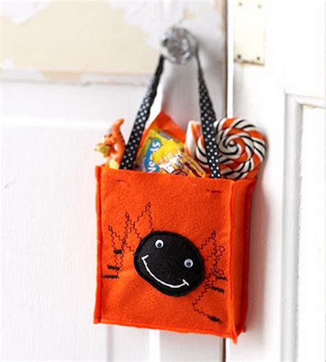 20 halloween goody bag ideas for easy party decorations