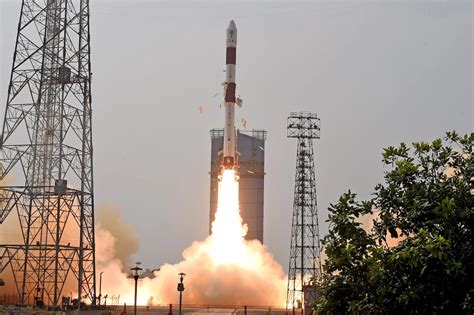 India’s PSLV launches with two Singaporean satellites – Spaceflight Now