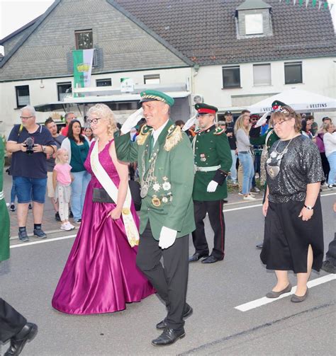 Jan Thomas Ist Seit Uhr Neuer K Nig Des Kiersper Sch Tzenvereins