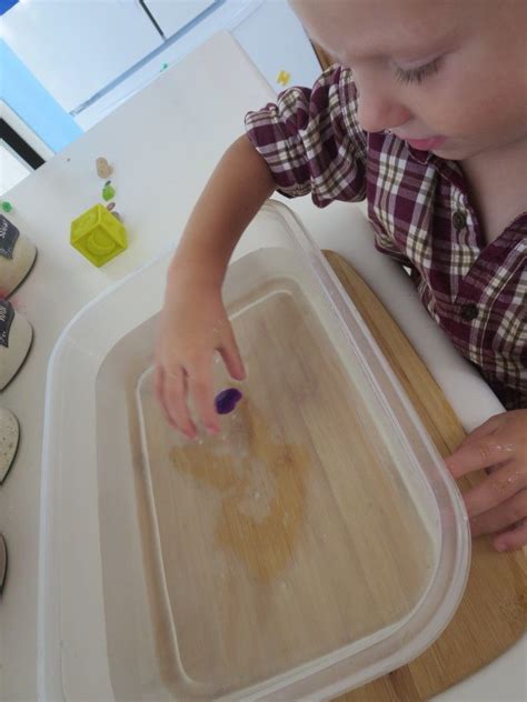 Sink Or Float Our Very First Science Experiment For Preschoolers Science Experiments For