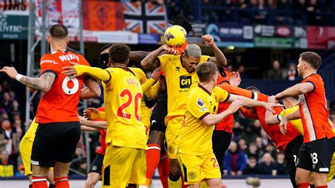 Luton 1 3 Sheffield United Var Has Busy Afternoon As Chris Wilders Side Keep Slim Survival