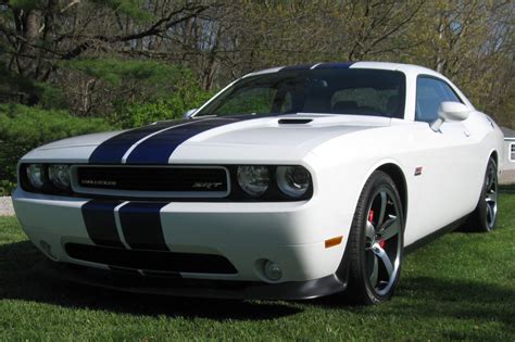 4500 Mile 2011 Dodge Challenger Srt8 392 Inaugural Edition 6 Speed For