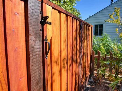 Redwood Fence Pictures Redwood Fencing Photos Redwood Fences