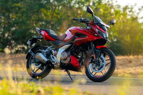 Bajaj Pulsar F250 Pulsar N250 Waiting Period December 2021 BikeDekho