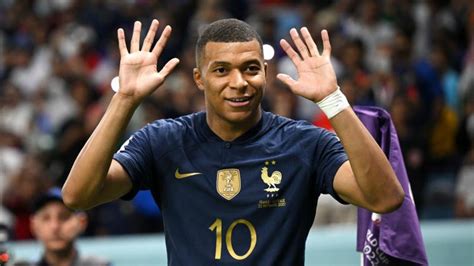 Kylian Mbappe Historic World Cup Hat Trick France Star Becomes Second