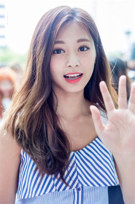 Chou Tzu : r/tzuyu