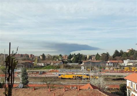 Incendio Divampa In Un Azienda Chimica Di Novara LegnanoNews