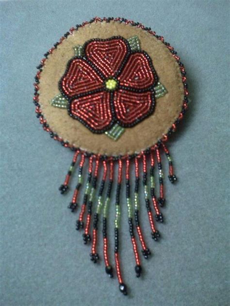 Brenda Mahan beadwork. Athabascan | Beading jewelery, Bead work, Native ...