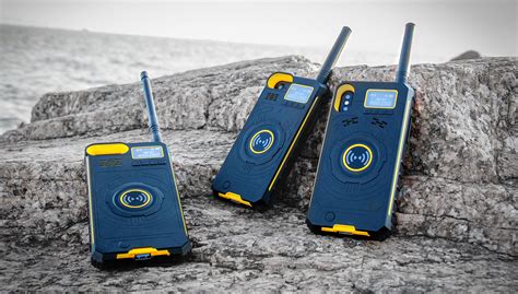 Dt No1 Ip01 Outdoor Walkie Talkie Powerbank And Iphone Case