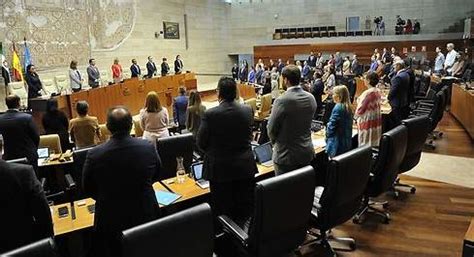 El PP extremeño negociará los presupuestos sin líneas rojas pero Vara