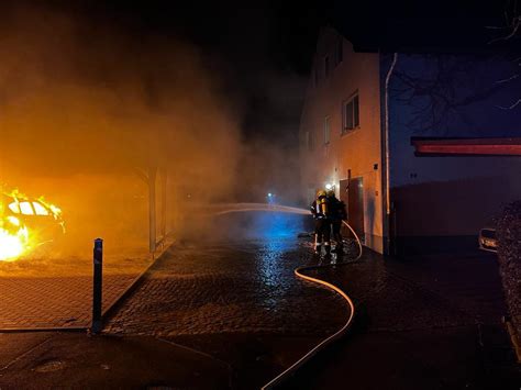 Garagenbrand Freiwillige Feuerwehr Lahntal