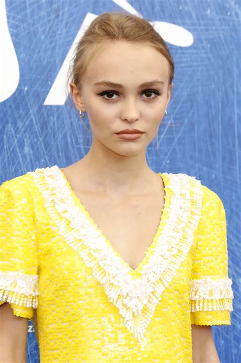 Photos Lily Rose Depp Une Jeune Fille Discrète Devenue égérie