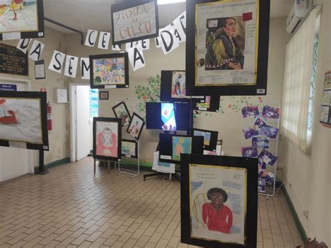 Centen Rio Da Semana De Arte Moderna Tema De Exposi O Em Escola De