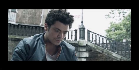 Kev Adams se dévoile Purebreak