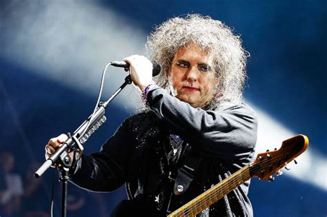 Robert Smith Anuncia Nuevo álbum Atroz Con Leche