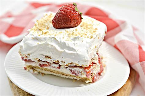 Strawberry Cream Cheese Icebox Cake Sweet Pea S Kitchen