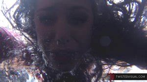 Hardcore Underwater Fuck XXX Dessert