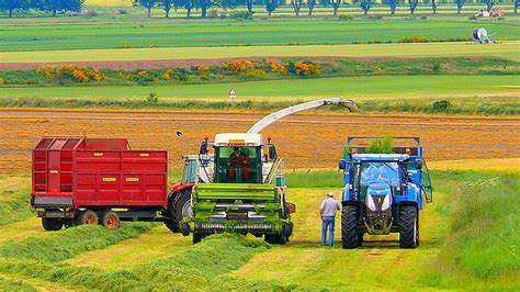 Findatie Farm Scotlandwell Cutting Grass For Use As Silag… Flickr