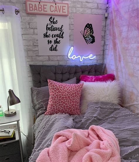 Bedroom Decor Inspo 💓 Dorm Room Themes Pink Dorm Room Decor College