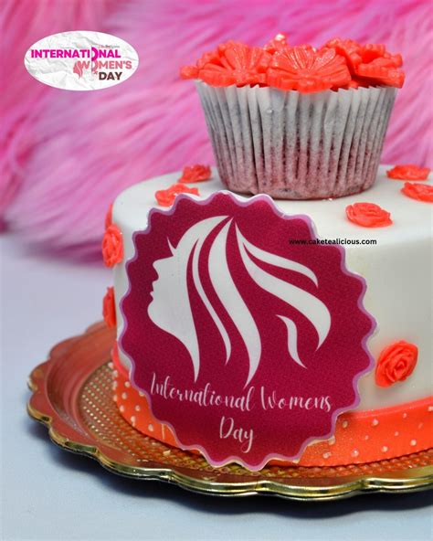 Womens Day Cake And Cupcakes