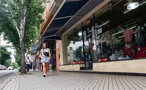 El Lunes Los Negocios Estar N Cerrados Por El D A Del Empleado De