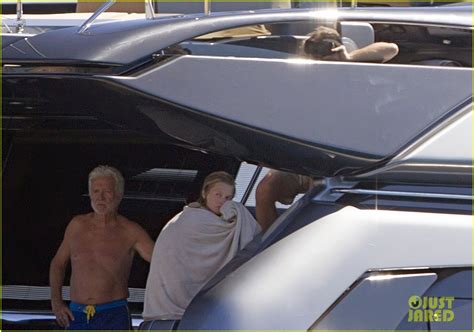 Shirtless Leonardo DiCaprio Yachts With Bikini Clad Toni Garrn Photo Bikini