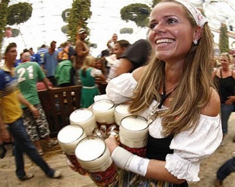 Hot Oktoberfest Lederhosen Babes 45 Pics
