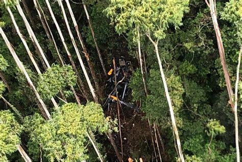 Corpos das vítimas do acidente de helicóptero em Paraibuna SP são