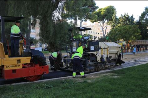 El Ayuntamiento Comienza El Asfaltado De Los Caminos Interiores Del