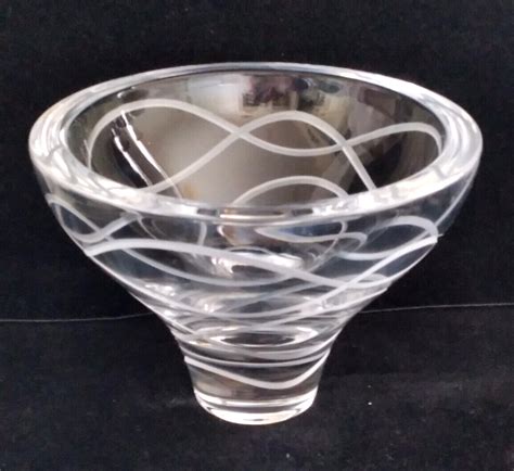 Nambe Crystal Motus Cut Swirl Ribbon Footed Bowl Handcrafted 6 D EBay