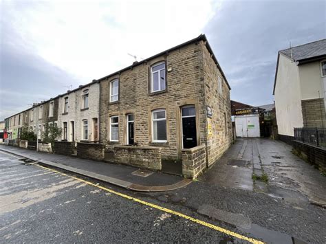 3 Bed Terraced House To Rent In Briercliffe Road Burnley Lancashire