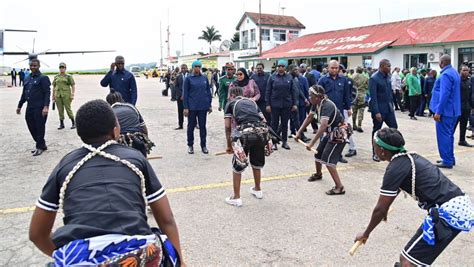 Rais Samia Azindua Ugawaji Vizimba Vya Kufugia Samaki Na Boti Za Kisasa