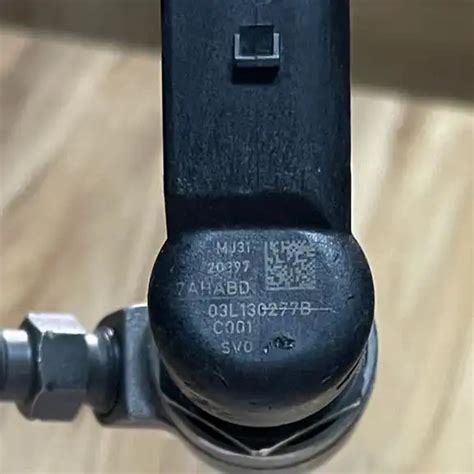 03L130277B 03L130277S Remanifactured Injector Diesel Engine Parts High ...