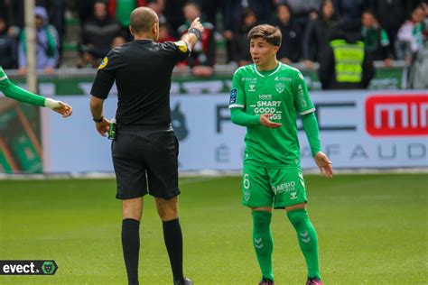 La Fiche De Benjamin Bouchouari Milieu L Asse