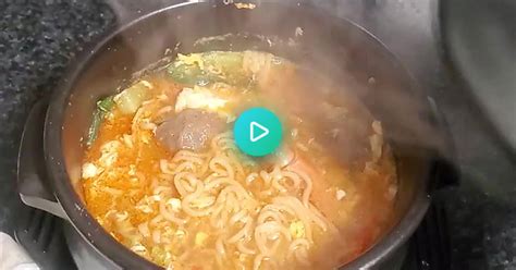 Lunch Idea For A Windy Day Hot Spicy Ramen Album On Imgur