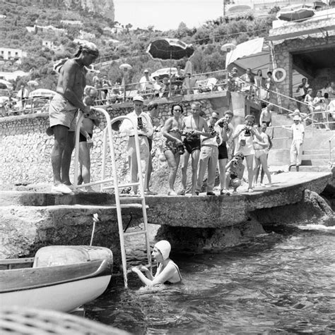 La princesse Soraya à Capri 1950 Photo et Tableau Editions Limitées