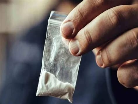 Drugs Worth 15 Crores Seized From Mumbai 7 People Shackled