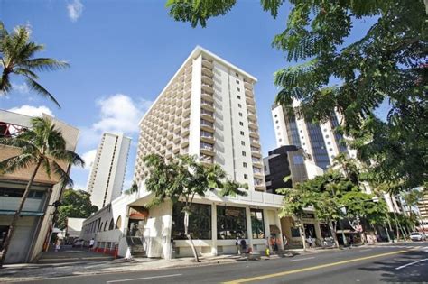 Aqua Waikiki Wave Cheap Vacations Packages | Red Tag Vacations