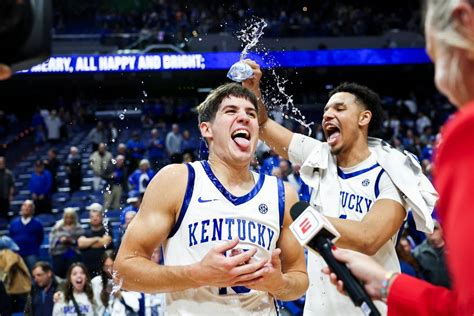 Reed Sheppard Kentucky Have Fun In Win Over No 8 Miami Lexington