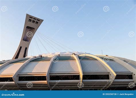 Le Stade Olympique De Montréal Québec Canada Photo stock Image du