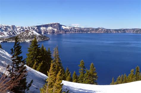 Crater Lake National Park - One Road at a Time