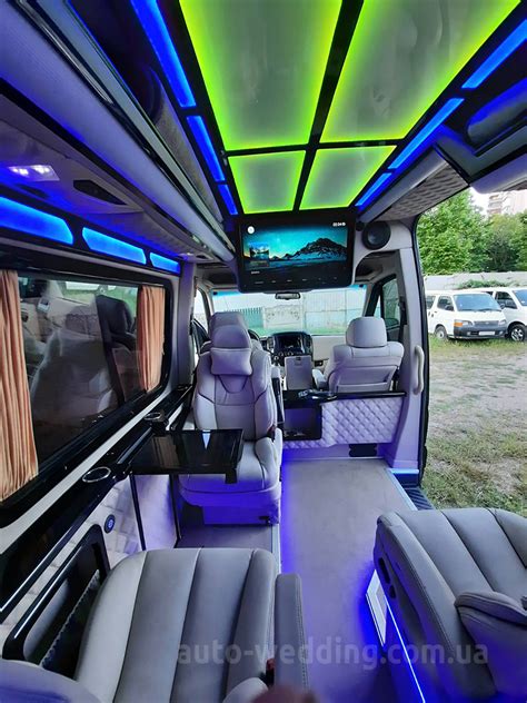 Микроавтобус на свадьбу Мерседес Спринтер VIP 8 мест в Киеве