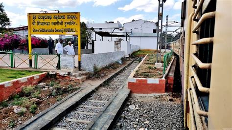 11022 Chalukya Express Departing Sss Hubballi Junction Hubli